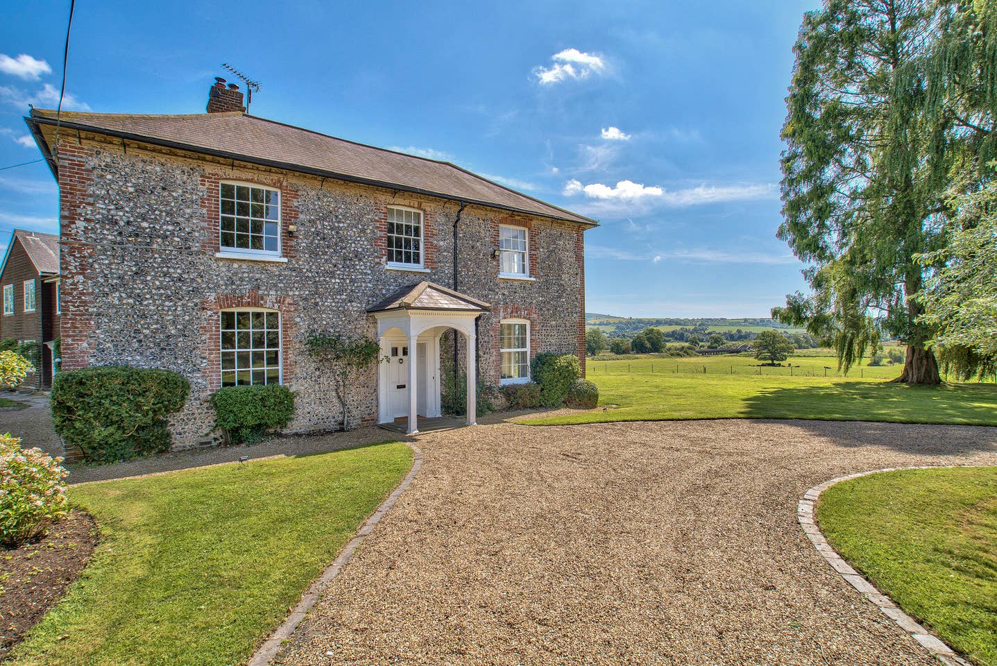 Luxury Large Group Accommodation West Sussex Luxury Large Group Accommodation West Sussex