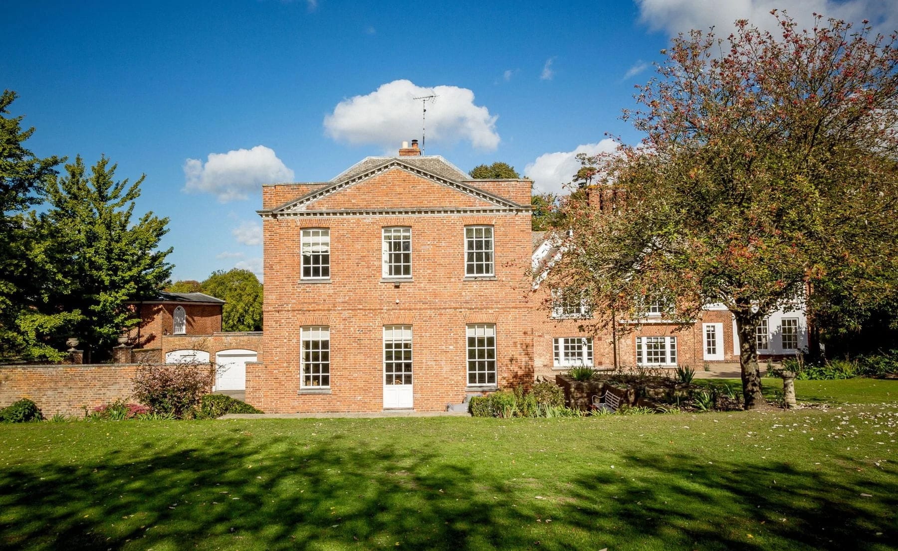 Abbey-House-Group-Accommodation-Essex Abbey House, Large Group Accommodation Essex